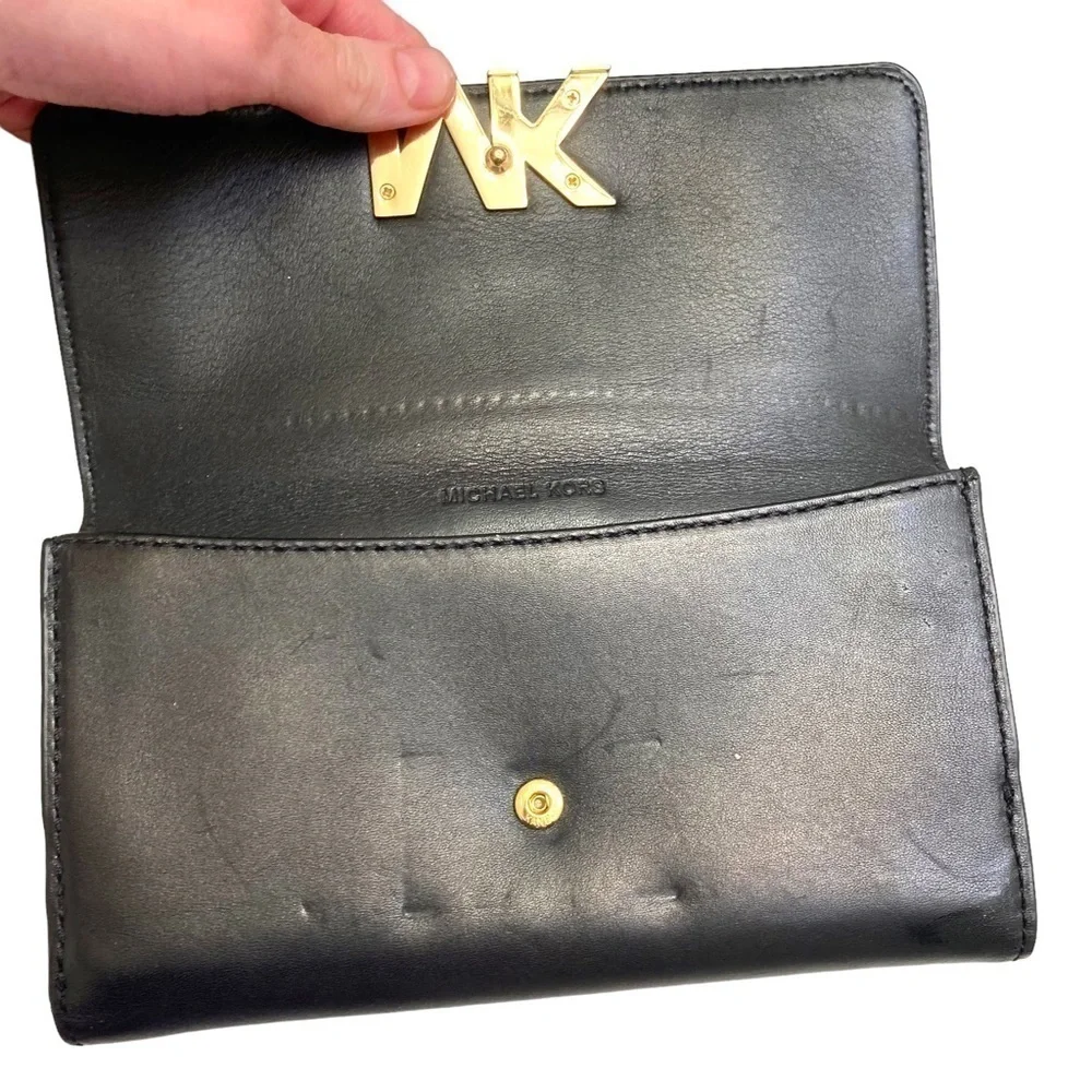Michael Kors black leather clutch wallet